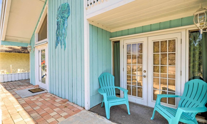 Port Canaveral Cottage | Cape Canaveral Cottage w/Pool - Walk to Beach!