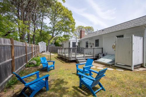 Dennis Port House | Cape Cod Cottage by Leavetown Vacations