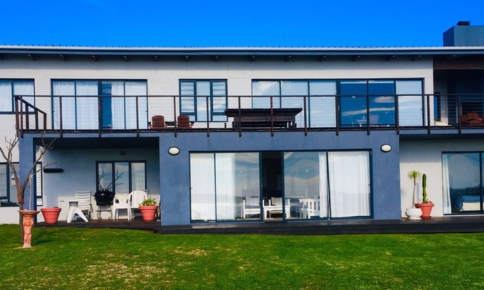 Cape Saint Francis House | Cape St Francis - ideal family beach & surfing break