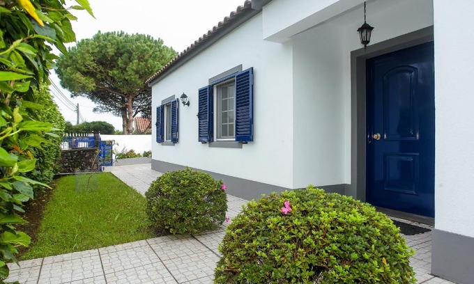 Capelas Villa | Capelas Blue , Relax & Fun - Up to 14 Guests!