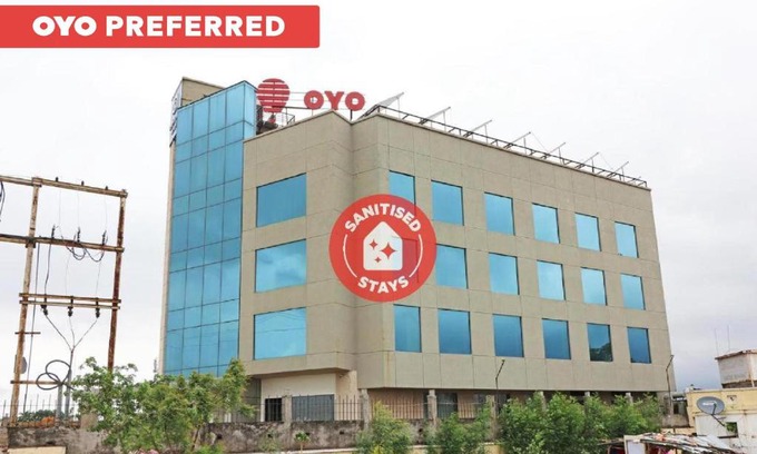 Bhopal Hotel | Capital O 2642 Skyline Hotel