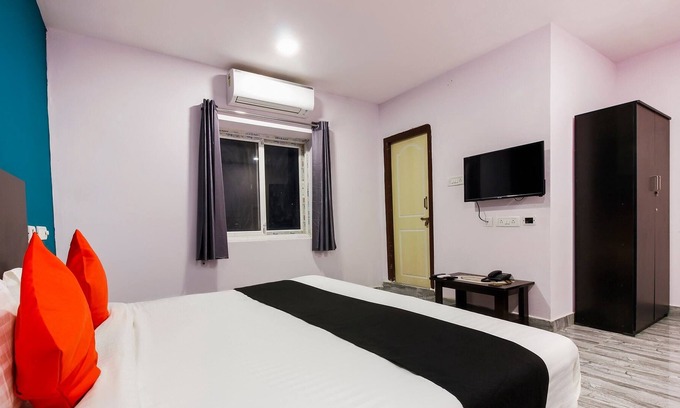 LB Nagar Hotel | Capital O 65104 Che Sigma Hotel