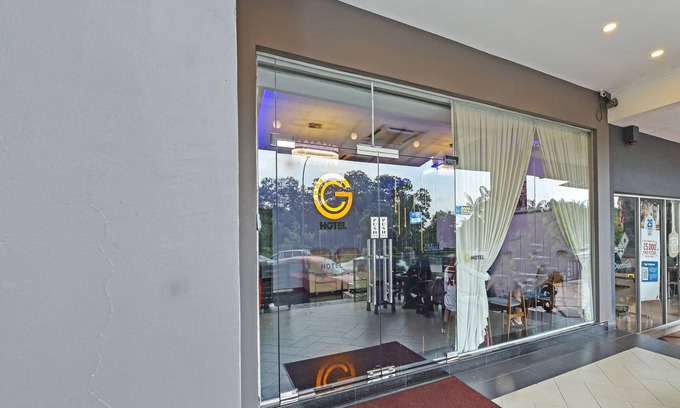 Tebrau Hotel | Capital O 90609 Gc Hotel