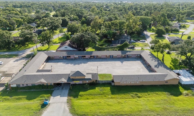 Clute Hotel | Capital O Parker Motel Clute Jackson Tx 332