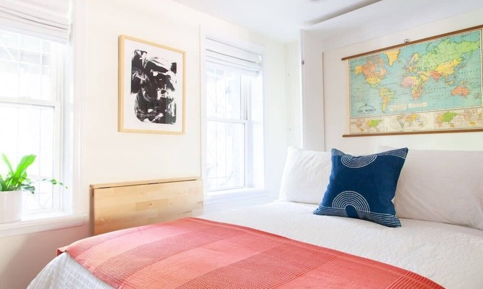 Southeast Apartment | Capitol Hill Studio - Sub/Walkscore/W/D