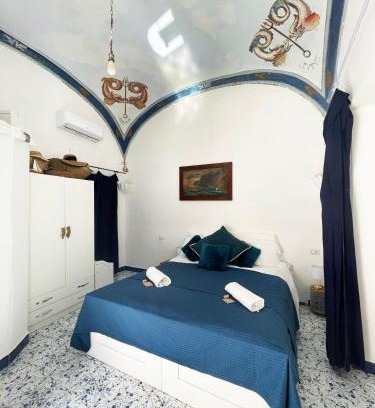 Marina Piccola House | Capri Suite on the beach