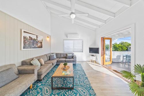 Rainbow Beach Apartment | Captain Carlos Two