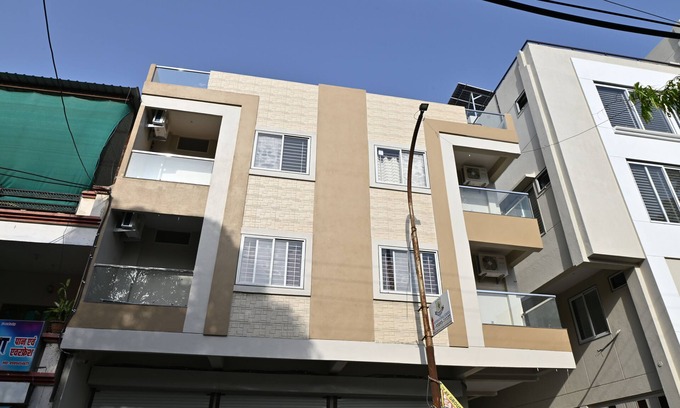 Indore Apartment | Captain Gogo is your cozy home base for work, rest, or a little fun!