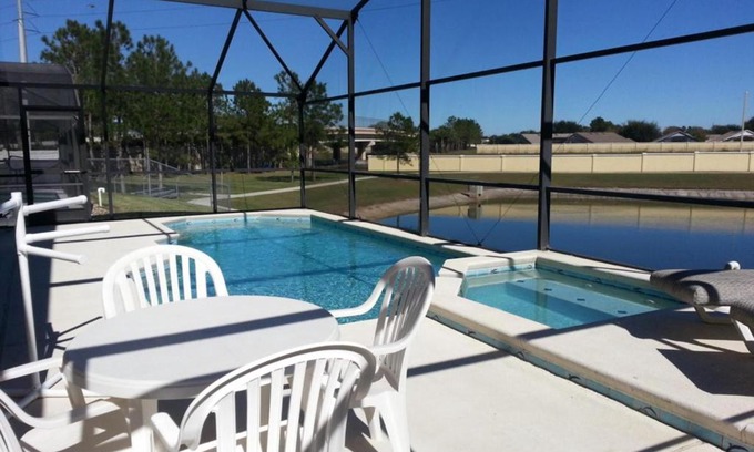 Windsor Palms House | Captain Jack's Getaway