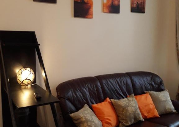 Kiszuglo Apartment | Captain Joe Budapest Apartment