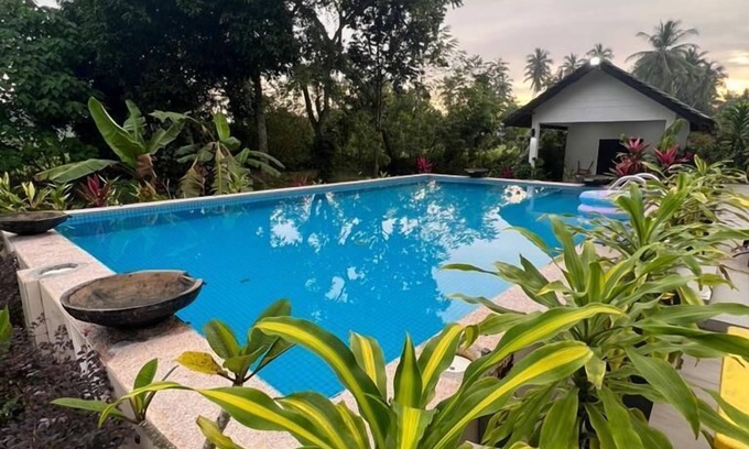 Kota Bharu Hotel | Captain's Cabin Resort