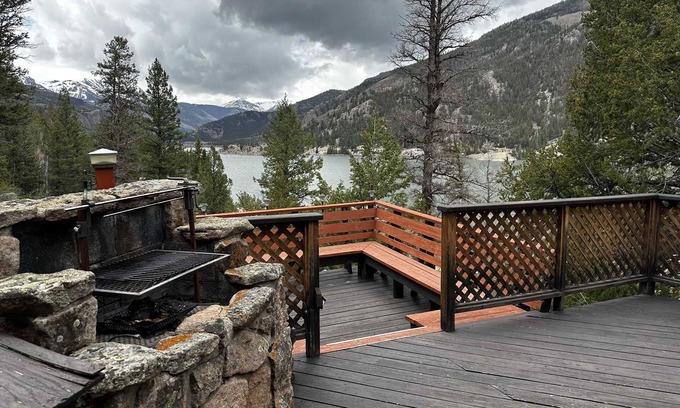Lake City House | Captain's Lookout - Newly Updated Cabin with Unending Views of Lake San Cristobal - OPEN YEAR ROUND