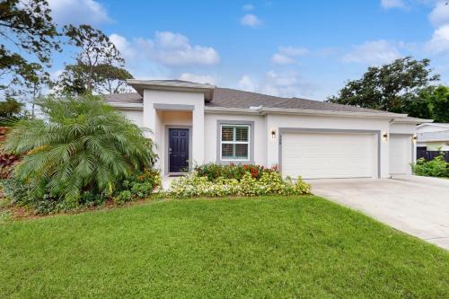 Sebastian Highlands House | Captain's Quarter