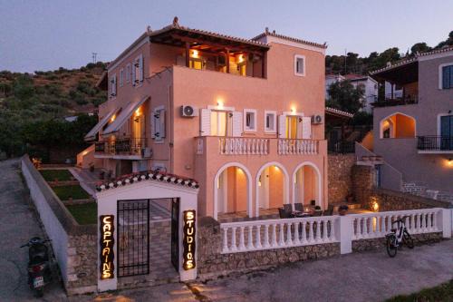 Spetses House | Captain's Studios