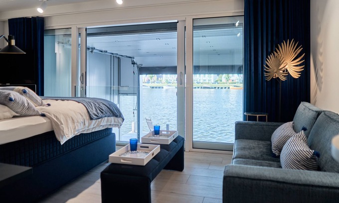 Harderwijk Apartment | Captains Boathouse Studio