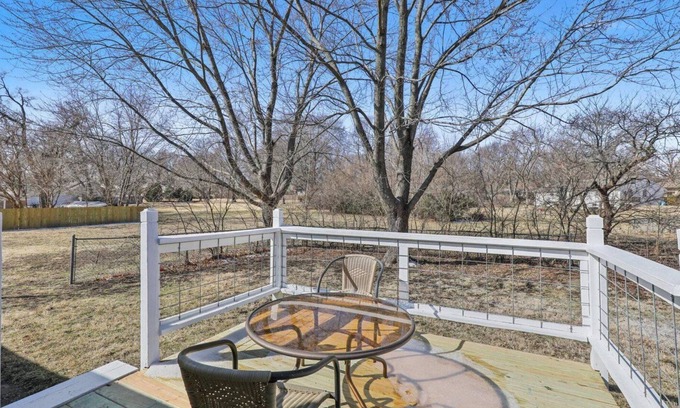 Shawnee Apartment | Captivating Shawnee Hideaway KSSHQU5616