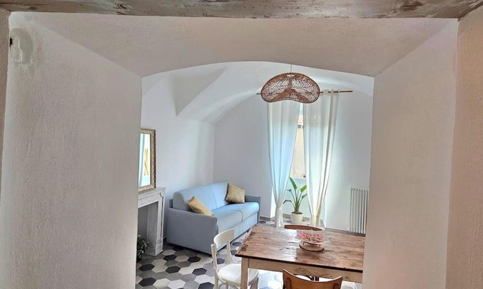 Dolceacqua Apartment | Car.Lo. Casa vacanze Dolceacqua