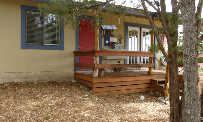 Wimberley Cabin | Cardinal Cabin at North Eagles Nest Lodging