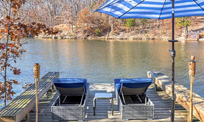 Wright City Ski Chalet | Cardinal Lake Front w/Private Dock by StayLage