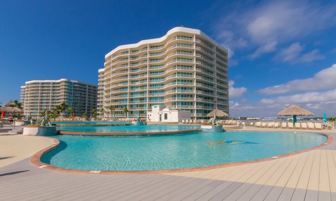 Orange Beach East Condo | Caribe D814