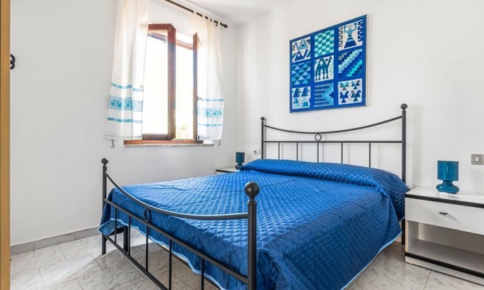 Carloforte Apartment | Carloforte Cozy Apartment with Balcony