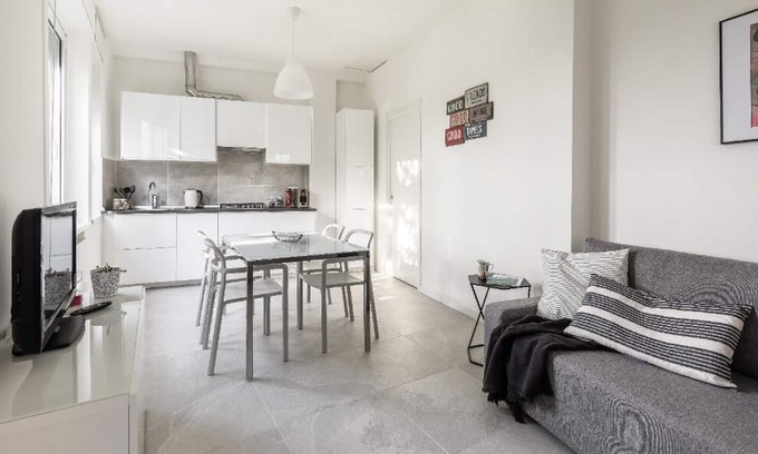 Albese con Cassano Apartment | Carlotta's Home by Holiday Solutions