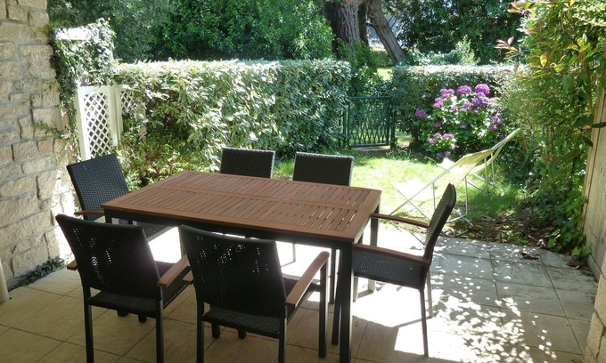Carnac Apartment | Carnac apartment with private garden 200m from the most beautiful beaches