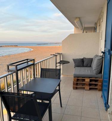 Carnon-Plage Apartment | Carnon Plage, 1ère ligne, balcon sur la mer