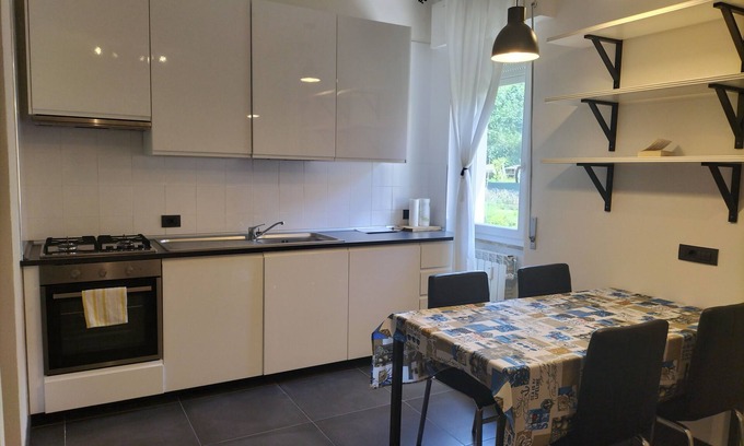 Cinque Terre Apartment | Carolina Cosy Apartment with A/C near best beaches