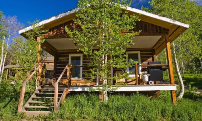 Clark Cabin | Caron House - A Well-Equipped Square Log Cabin!