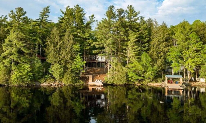 Muskoka Lakes House | Carpe Diem Sunset View