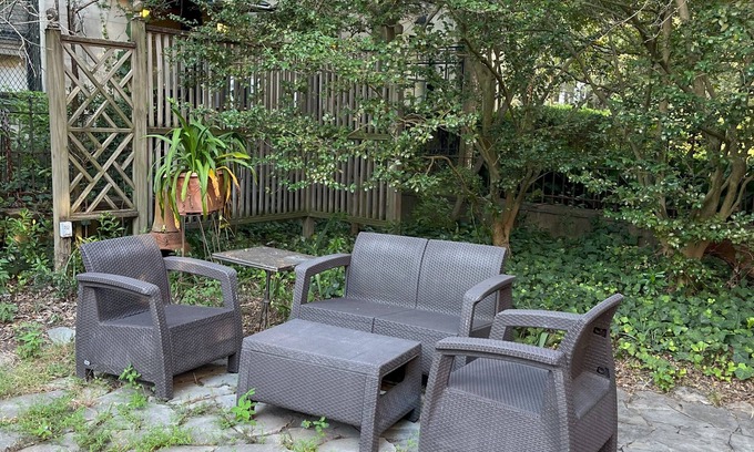 Historic Downtown Savannah House | Carriage House West at George Baldwin House