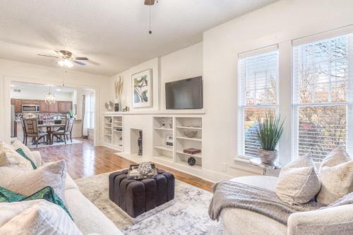 Downtown Tulsa Apartment | Carson Flats Apt 2 - 1BR Near BOK, OSU Med, Dtwn