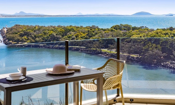 Buddina House | Cartwright Apartment