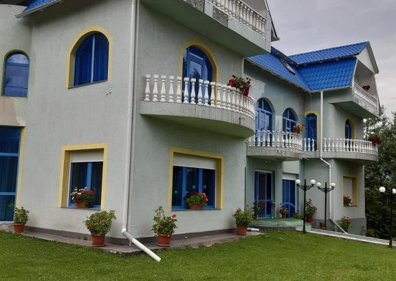Moieciu de Jos House | Casa Albastra