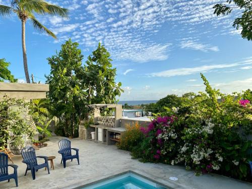 Esperanza Villa | Casa Amor
