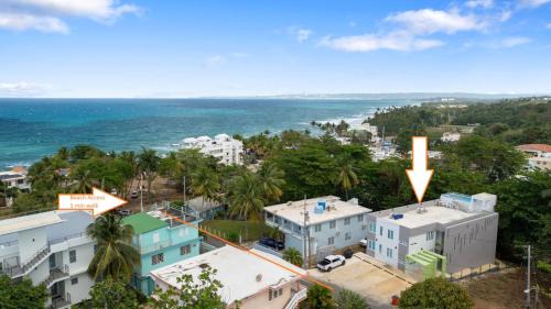 Puntas House | Casa Angelica Apt 101 steps to Sandy Beach