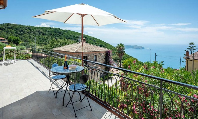 Pisciotta Villa | casa aniello
