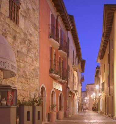 Torri del Benaco Apartment | Casa Antiche Mura