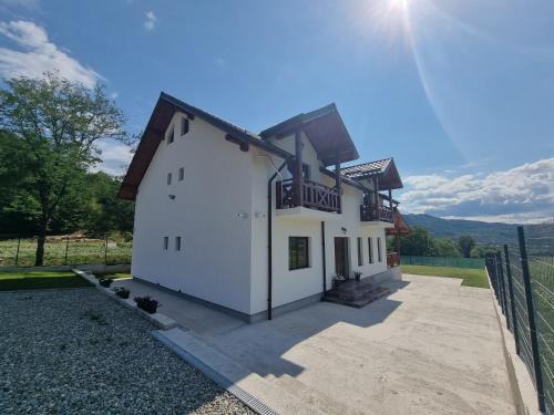 Calimanesti House | Casa Anto