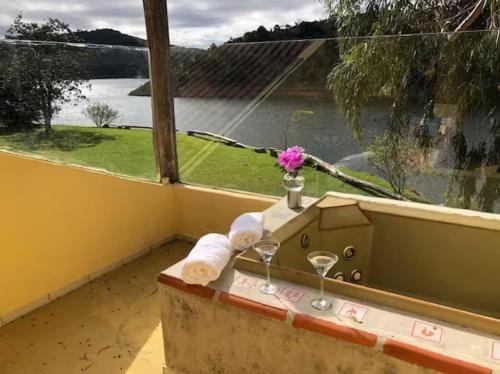 Natividade da Serra Resort | Casa Apu Honey Moon Suite Pague duas noites minimo e a terceira e brinde menos feriados