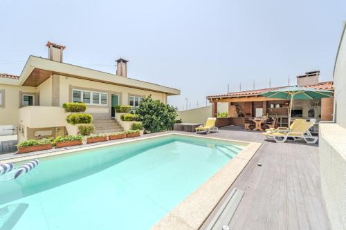 Barcelos House | Casa Ar-Belo by House and People