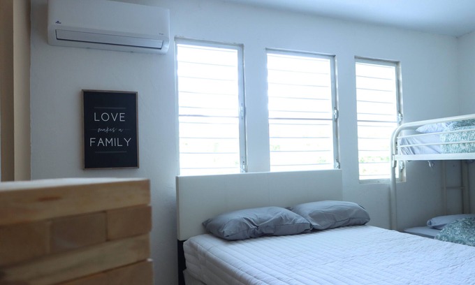 Sabana Hoyos House | Casa Arostegui - SpaciousnRetreat Near the Beach