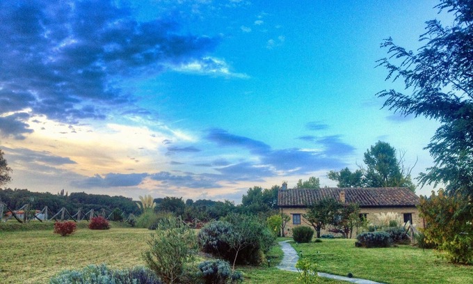 Montone House | Casa Avena - Country House wih garden, for 1-5 people