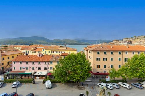 Portoferraio Old Town House | Casa Azzurra, Vivi il Centro a due Passi dal mare