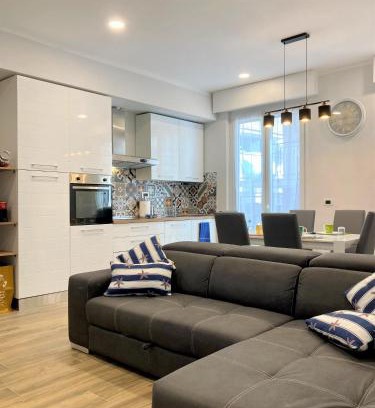 Alassio Apartment | CASA BEATRICE, trilocale Nuovo completamente arredato, compreso posto auto
