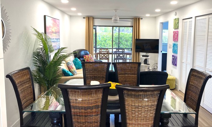 Iona Condo | Casa Bella: Great location for a Beach Vacation