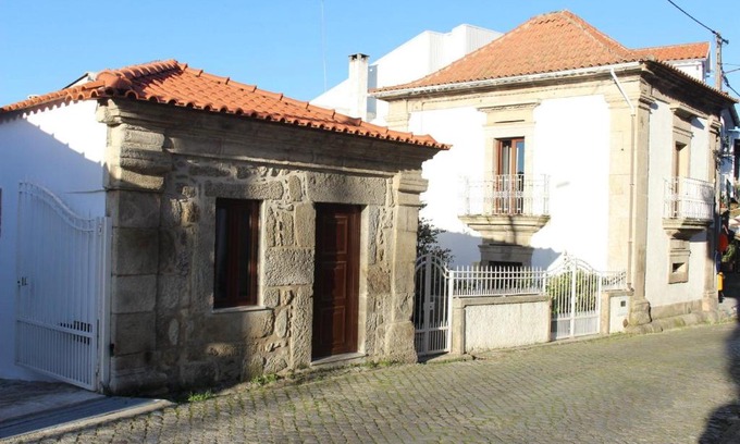 Gouveia House | Casa Bento Moura Portugal