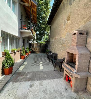 Calimanesti House | Casa Best