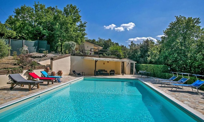 Bettona House | Casa Betty